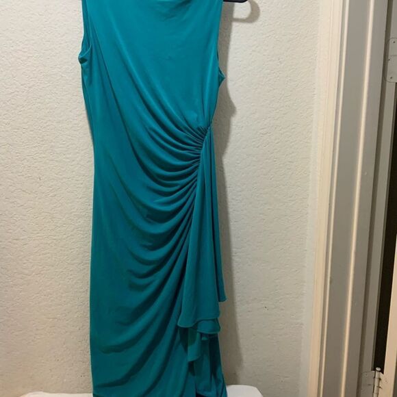 Vince Camuto roughed and draped dress size 2 H6 - Picture 2 of 12